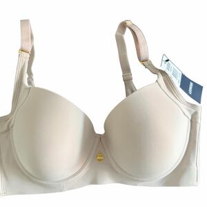 Luxurious Beige Underwire Bra Leonisa